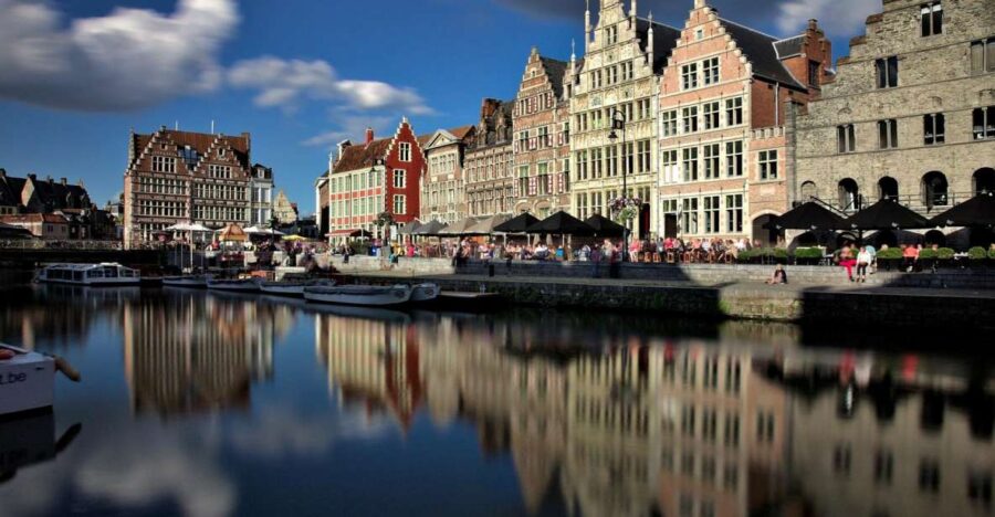 Ghent: 40-Minute Historical Boat Tour of City Center - Starting Point at Graslei Jetty