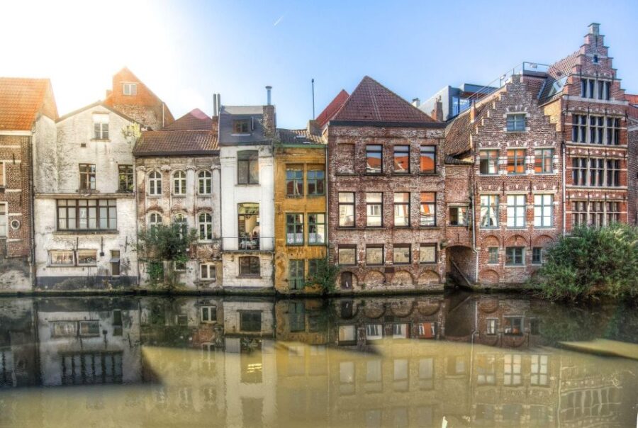 Ghent: Private Walking Tour - Admiring the UNESCO-listed Belfry and Cloth Hall