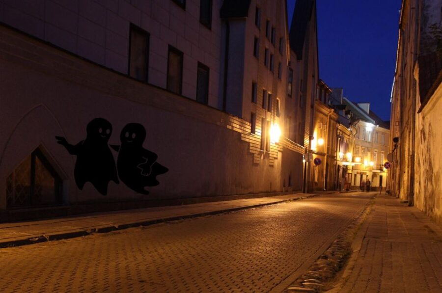 Ghost stories of Warsaw Night Private Tour - What Makes This Tour Unique