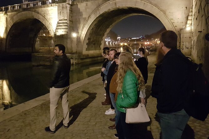 Ghosts and Crimes of Rome Night Walk - Pacing, Weather, and Comfort Considerations