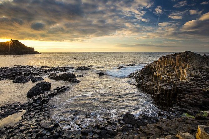 Giant Causeway, Dark Hedges & Whiskey Distillery tour from Dublin - The Magic of the Giants Causeway