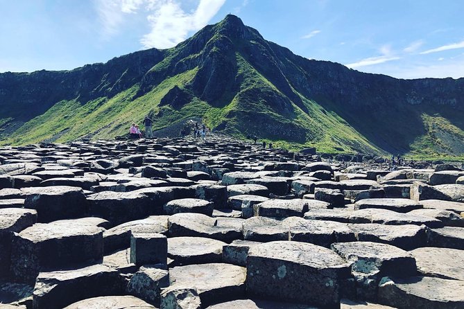 Giant's Causeway Luxury Private Day Tour - Expert Guides and Personalized Service