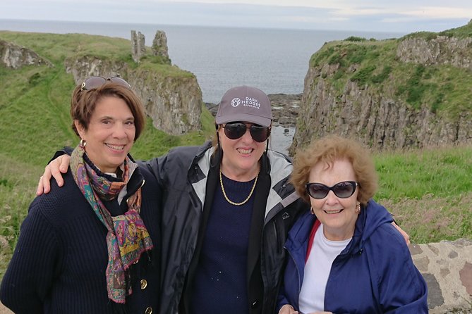 Giant's Causeway Tour - Visiting Dunlop Memorial Gardens and Dark Hedges