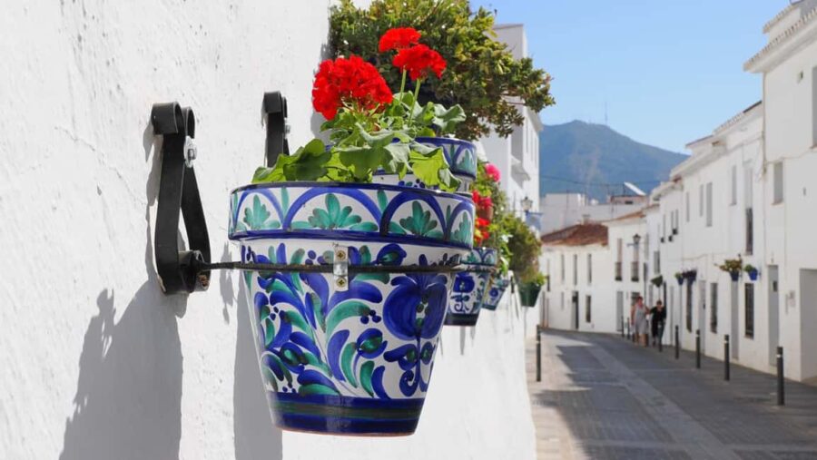 Gibraltar and Mijas town Day Trip with Free Time from Málaga - Exploring Mijas Pueblo’s Andalusian Charm