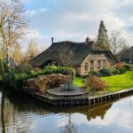 Giethoorn and Zaanse Schans Day Tour Small Group Incl. Boat Ride - Wooden Shoes and Souvenirs: A Hands-On Experience