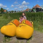 Giethoorn, Private Boat Tour & Zaanse Schans Windmills - Discover Zaanse Schans and its Flourishing Windmills