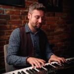 Giovanni Ghizzani sing along night - The Venue: The Velvet Room in Catalonia