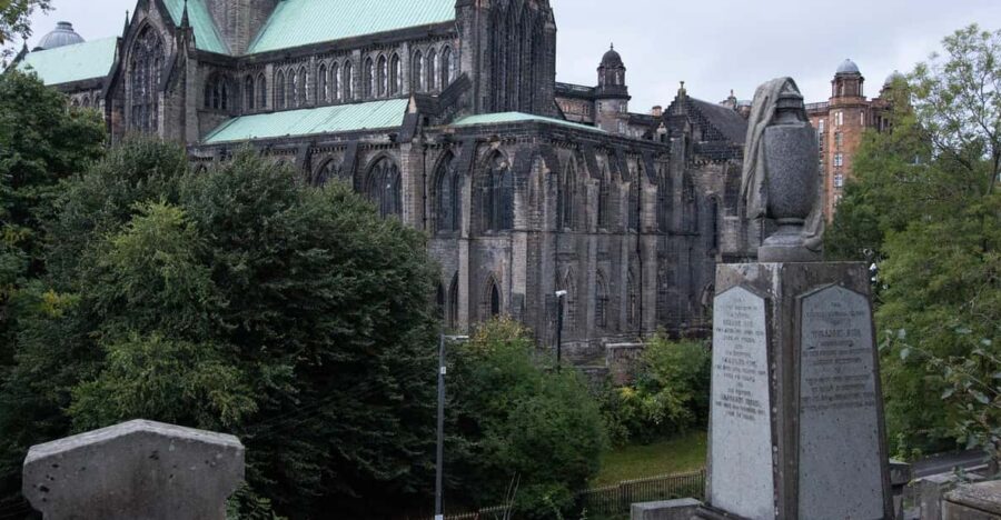 Glasgow: Ghouls, Ghosts & Gruesome Tales Guided Walking Tour - Starting Point Outside Glasgow Cathedral