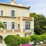 Glass Blowers, Art Galleries and Medieval Villages - Visiting Biot: The Heart of Glass Blowing Craftsmanship