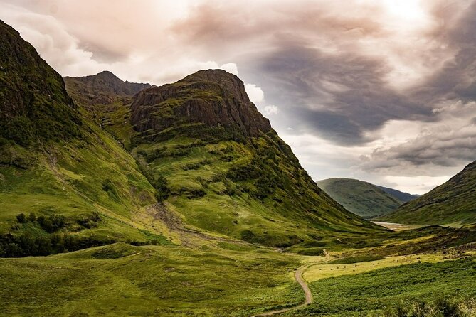 Glencoe, Scenic Walk & Highlands Guided Tour starting Glasgow - Exploring Glasgow’s Starting Point