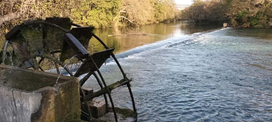 Global Tour, 4-day/3-night stays: Provence by e-bike - Discover the Village of Le Thor and Château de Thouzon