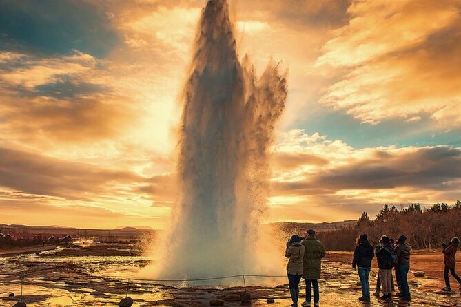 Golden circle Iceland - Visiting Kerid Crater: Walking on a Volcanic Caldera