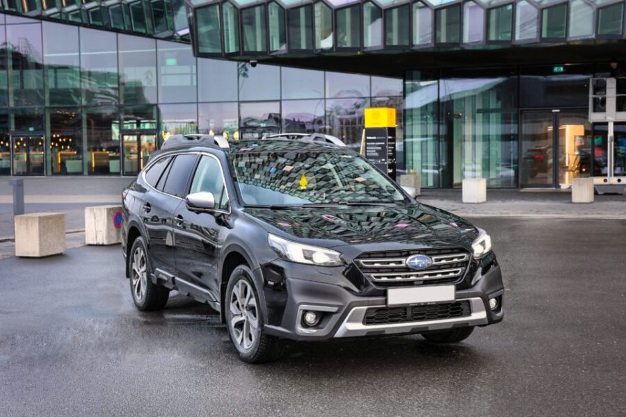 Golden Circle Tour - Geysir and Gullfoss: Iceland’s Fiery and Frozen Waterfalls