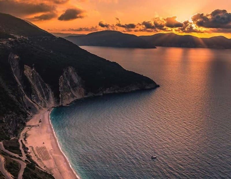 Golden Hour in Kefalonia A Private Tour with Sunset and Wine - Kefalonia’s Best Coastal Viewpoints at Myrtos Beach Lookout