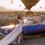 Göreme: Cappadocia Photoshoot Tour w/ Vintage Car - Scenic Stops at Red Valley and Love Valley