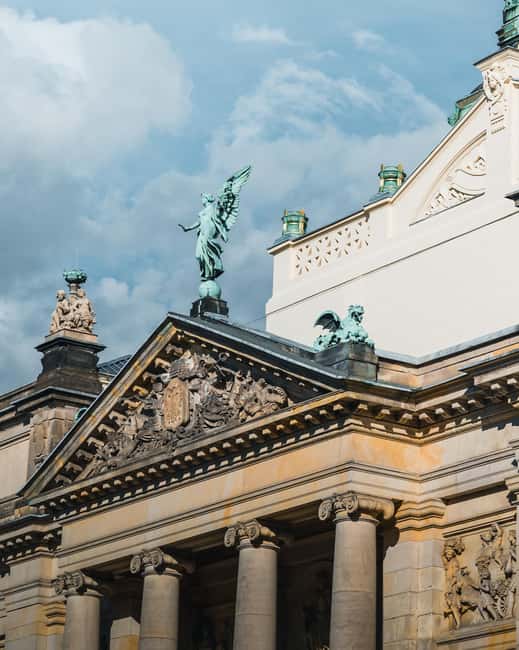 Görlitz: Görlitz-Zgorzelec Guided Walking Tour - Starting Point and Meeting Details in Görlitz