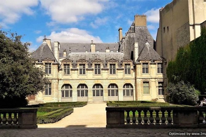 Gothic Paris - Castles & Cathedrals (Marais History Walk-Small Group Tour) - Visiting the First Fully Baroque Church in Paris