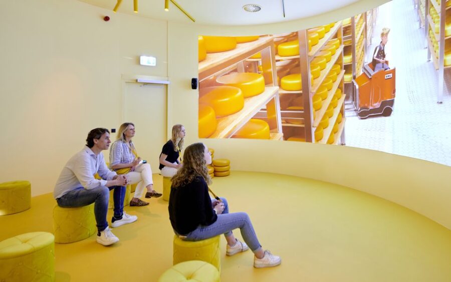 Gouda: Gouda Cheese Experience Entry Ticket - A Unique Setting: Inside a Giant Gouda