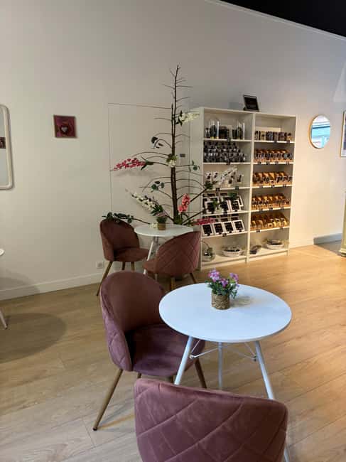 Gourmet Break at the Les Douceurs de Louis Chocolate Factory - The Location and How to Find It