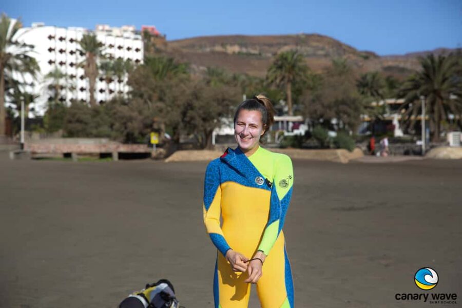 Gran Canaria: Meloneras Beach Surf Lesson - Meeting Point and Accessibility
