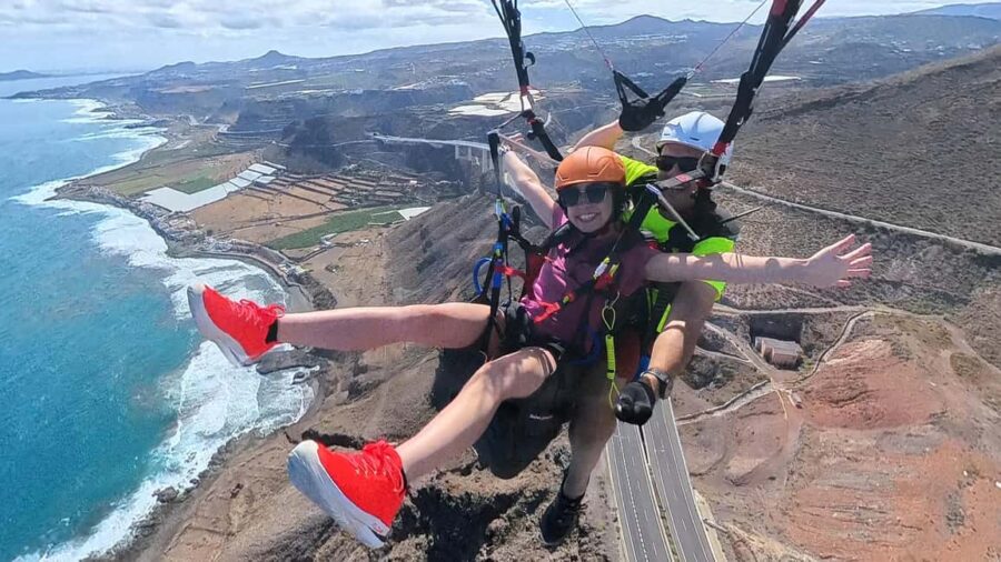 Gran Canaria: Paragliding Flight with Tapas & Pickup - Starting Point and Departure Locations in Gran Canaria