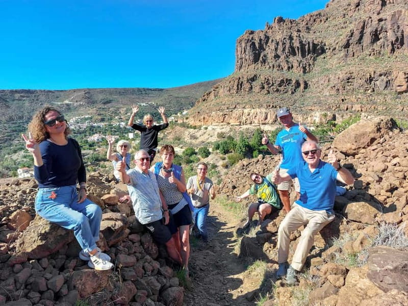 Gran Canaria: Red Gorge, Cave, Oasis Adventure Tour & Picnic - Exploring the Red Gorge Ravine and Spectacular Views