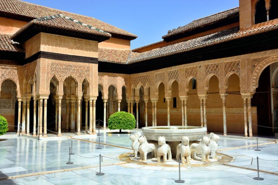 Granada: Alhambra Full Complex & Andalusi Monuments Tickets - Exploring the Nasrid Palaces and Generalife Gardens