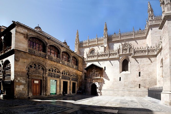 Granada City Center and Albaicin Private Tour - Discovering the Royal Chapel and Granada Cathedral
