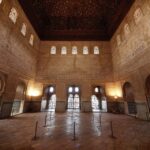 Granada Full Day: Alhambra General, Albayzin and Sacromonte - Highlights of the Tour: The Alhambra Fortress and Historic Neighborhoods