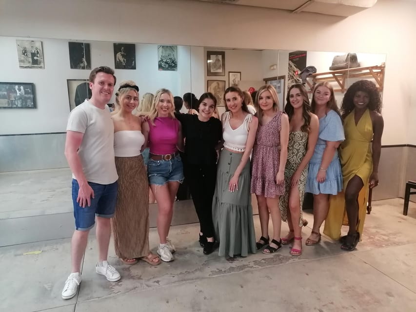 Granada: Latin Dance and Salsa Class Experience - Meeting Point at Plaza de las Pasiegas