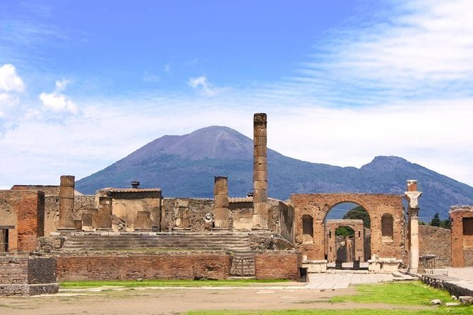 Grand Tour to Pompeii (with private guide) & the Amalfi Coast from Rome & back - Convenient Private Transport from Rome to Campania
