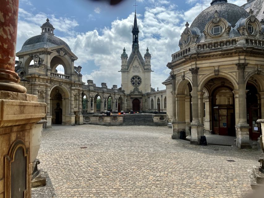 Great Stables of Prince de Conde & Palace Chantilly - Starting at Paris: Easy Pickup and Comfortable Transport