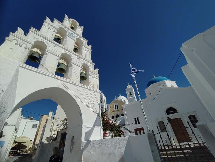 GreekAmerican guide Themistoklis to tour beautiful Santorini - From Thera to Santorinis Most Famous Villages