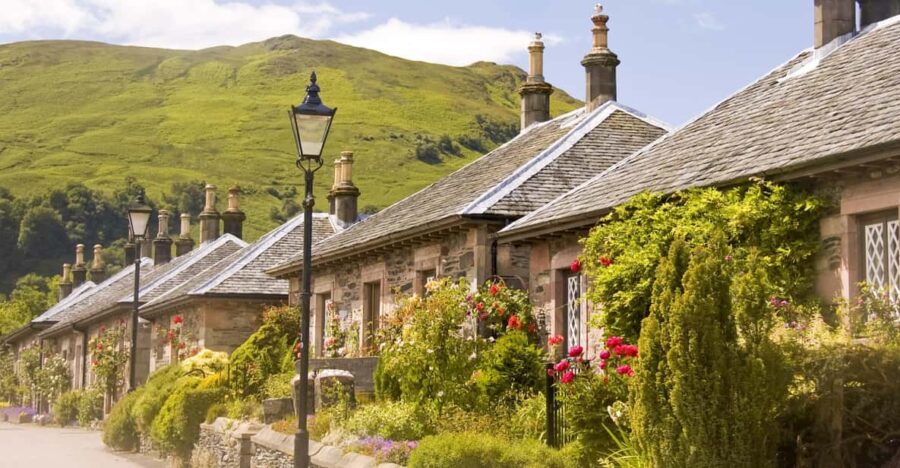 Greenock Cruise Terminal; Stirling Castle and District Tour - Discover the Magnificence of Stirling Castle