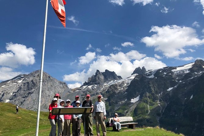 Grindelwald Guided Day Hike - Starting Point at Grindelwald Bahnhof