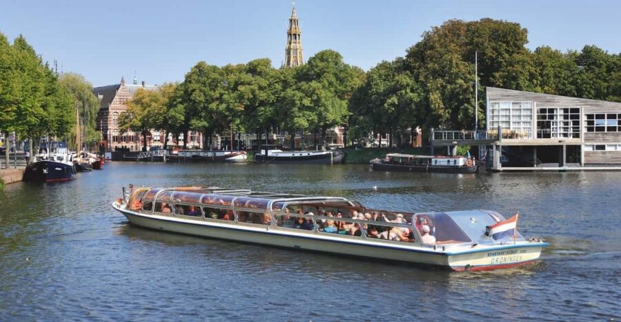 Groningen: City Canal Cruise - Starting Point at Stationsweg for a Convenient City Access