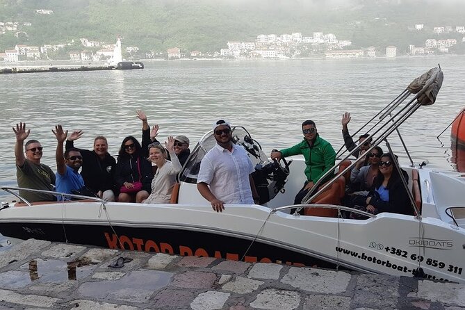 Group Perast & Lady of the Rock tour- 1h30min duration - Visiting the Iconic Our Lady of the Rocks Island