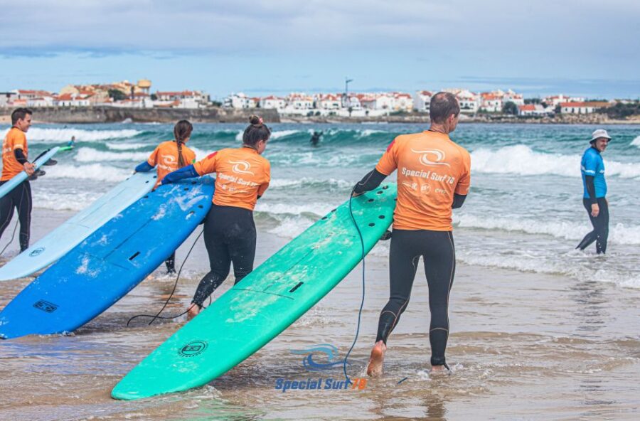 Group surf lesson - Equipment and Facilities Included in the Surf Lesson