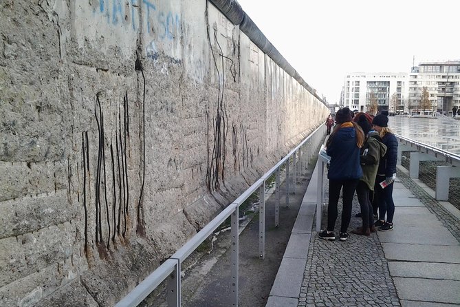 Group Walking Tour (1 - 20 people): 3 Hours the Wall, Third Reich, WW2, Cold War - Discover Berlin’s Historic Landmarks with a Private Guide