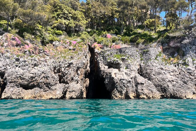 Guided Boat Tour of the Gulf of Poets - Exploring Isola Palmaria: Wild Coasts and Serenity