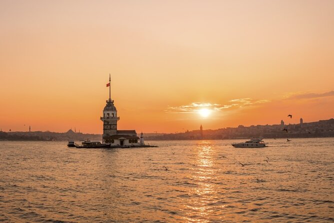 Guided Bosphorus Cruise Boat Tour In Istanbul - Highlights of Ortaköy and the Bosphorus Bridge