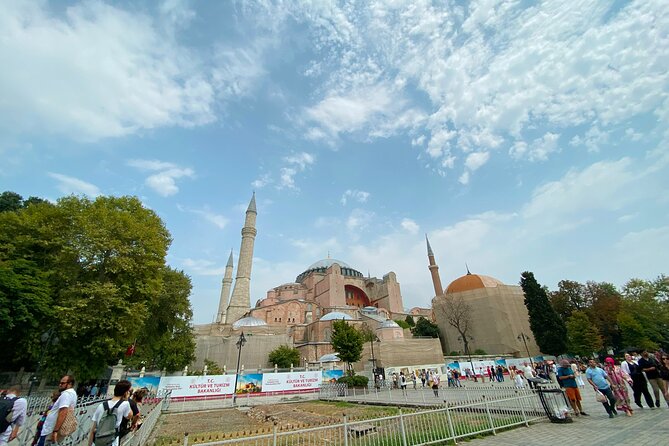 Guided Exclusive Half D.Tour: Blue Mosque, Hagia Sophia, Basilica - Visiting the Blue Mosque’s Stunning Ottoman Architecture