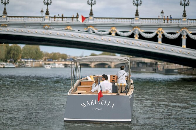Guided Luxury River Cruise & Walking Tour of Paris' Monuments - Starting Point and Tour Duration in Paris