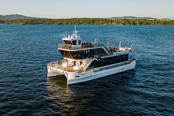 Guided Sightseeing Cruise on Oslofjord by Premium Silent Boat - Exploring Oslo’s Most Iconic Islands and Lighthouses