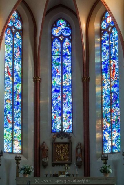 Guided tour in Mainz on the Rhine in german and english - Starting Point at the Roman Theatre: Your Gateway to Ancient Mainz