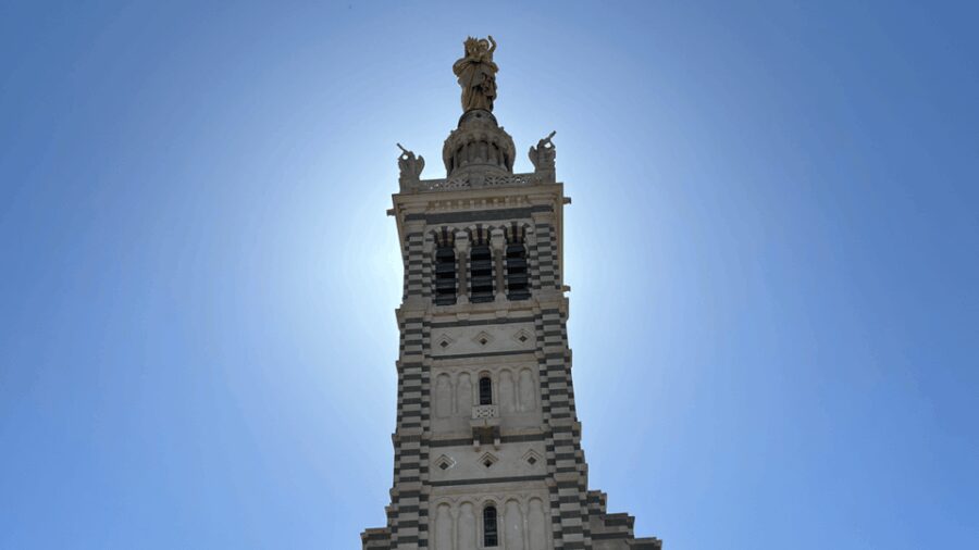 Guided tour in the heart of Marseille! - Discovering Notre-Dame de la Garde and Its Stunning Views