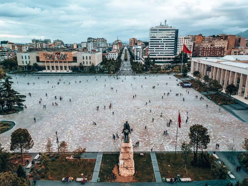 Guided tour in Tirana - discoveries, history, culture (in FRENCH) - Inside the Ethem Bej Mosque and Its Cultural Significance