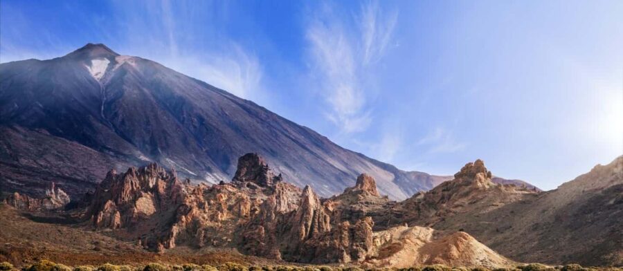 Guided tour of Roques de Garcia - Teide National Park - Starting Point at Mirador de los Roques de García