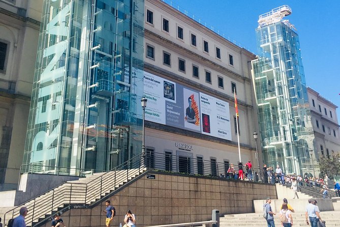 Guided tour of the Reina Sofia Museum in Madrid, entrance fees and pick up at the hotel. - Hotel Pickup and Quick Entry: Seamless Logistics