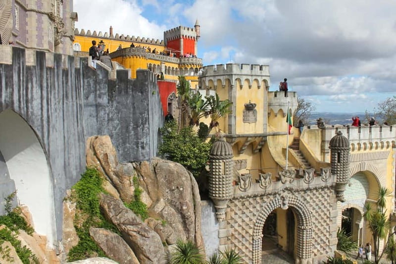 Guided Tour to Sintra, Pena,Regaleira,Cabo da Roca & Cascais - Exploring Sintra’s Enchanting Quinta da Regaleira